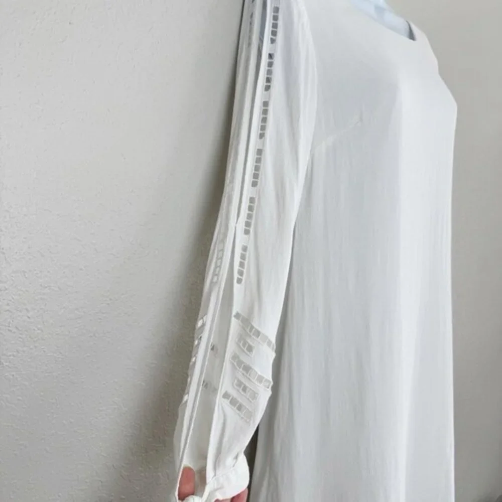 Lulus white Bloomfield open long‎ sleeve shift dress M